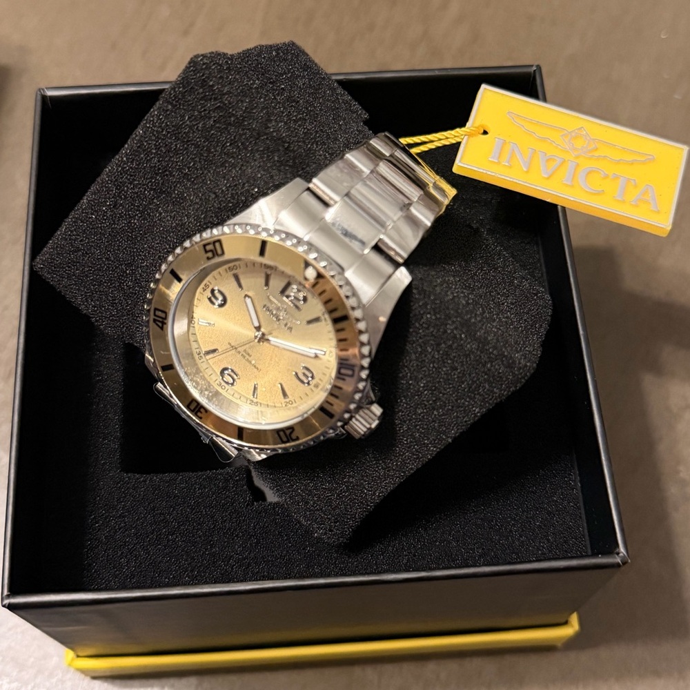 Invicta Rowan Specialty Men’s Stainless Steel Champagne Dial Watch 49347